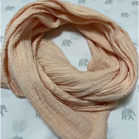 H&M Lightweight Scarf - Picture 6 of 9
